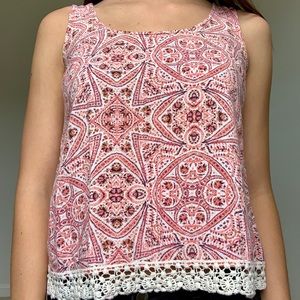 Patterned pink top